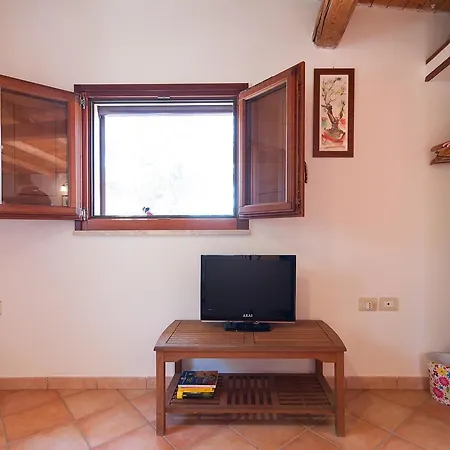 فيلة Ciampa Pool House