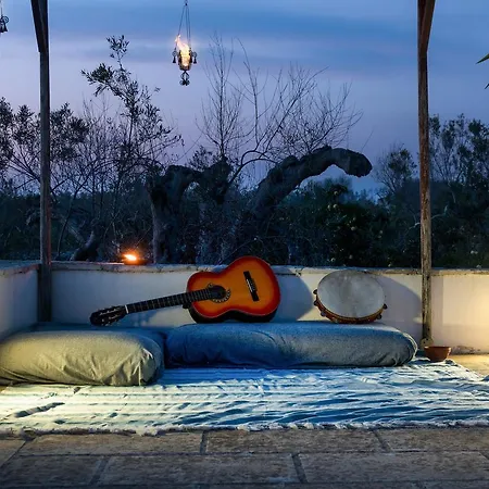 فيلة Ciampa Pool House *